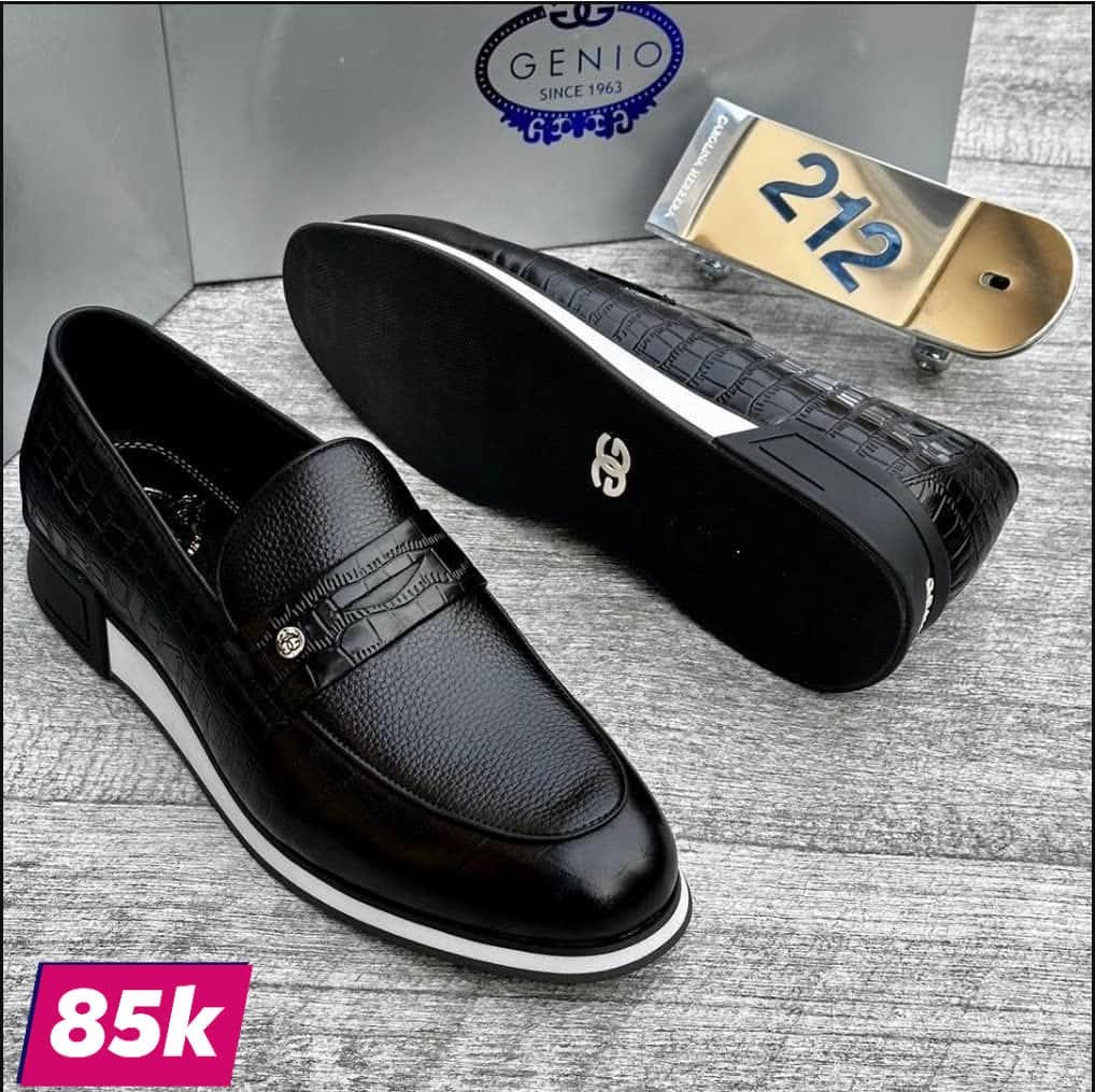 IMG-20251104-WA0094 Men's Black Smart-Casual Loafers - Image 1